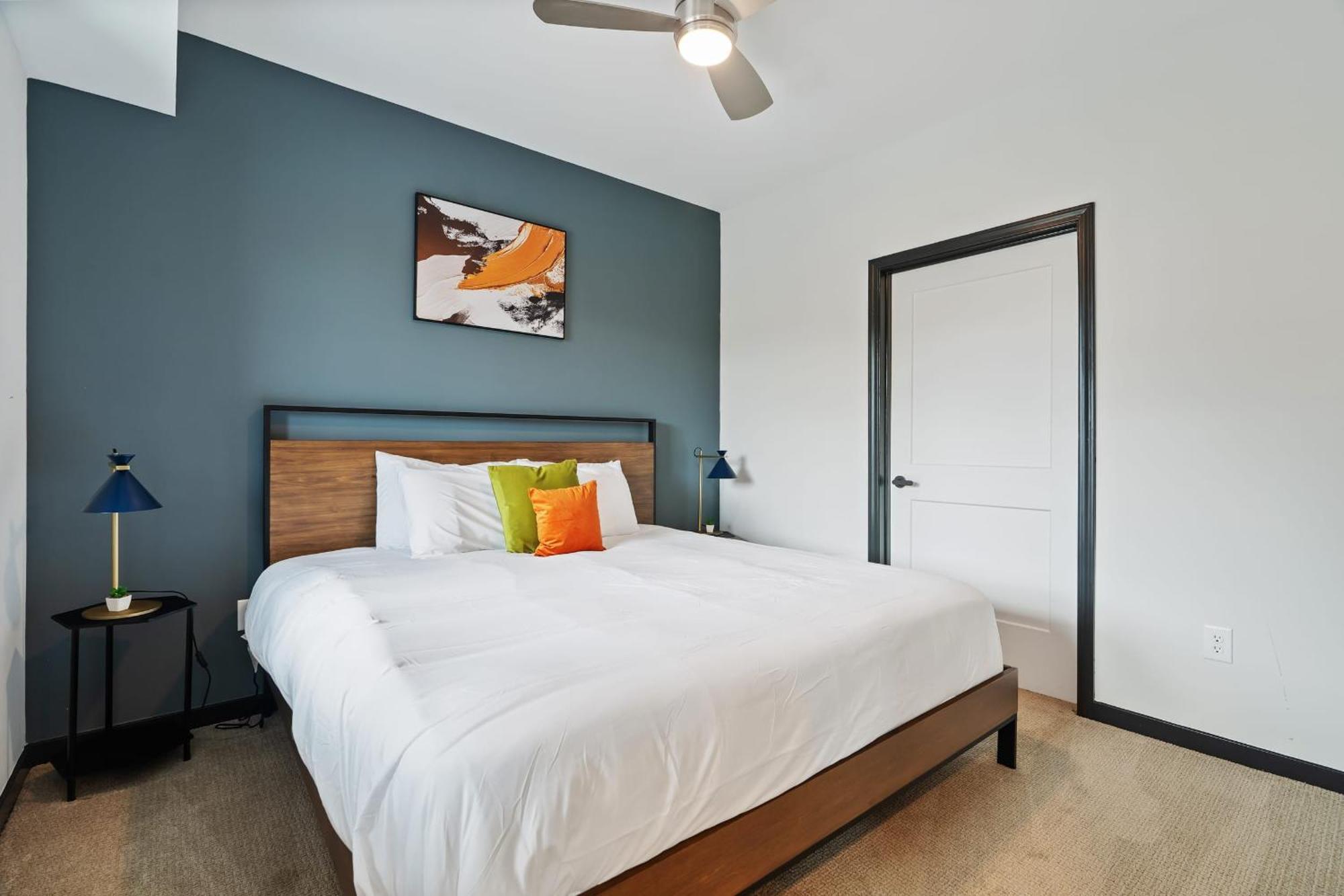 Cozysuites On Mass With Garage Parking #2 Apartment *